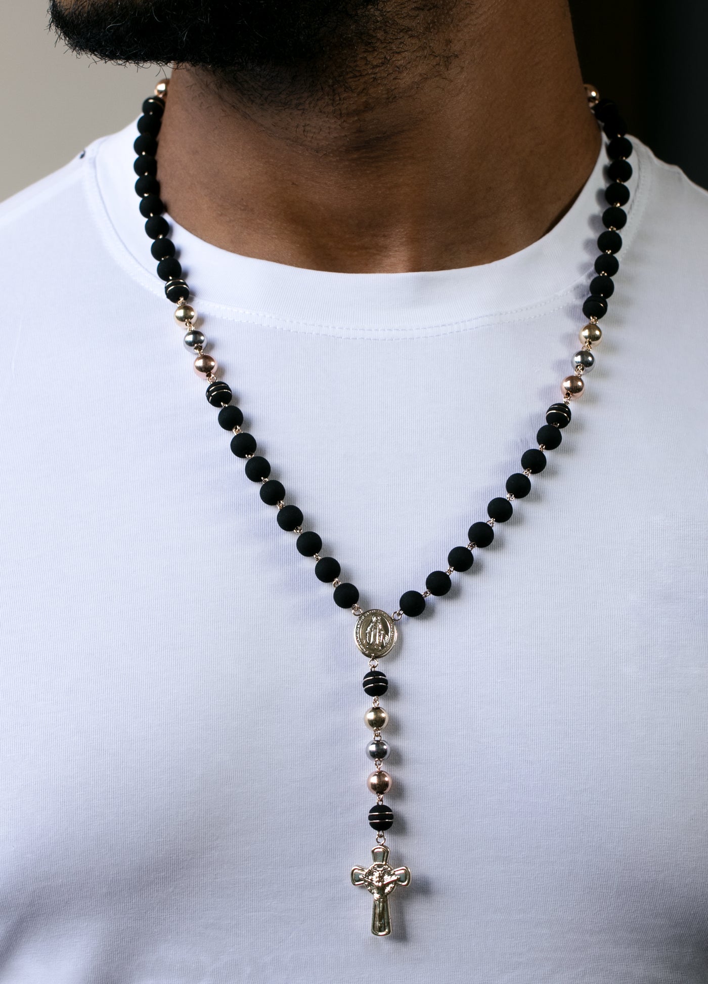 Rosario oro laminado 18k neopreno clásico tres tonos bola 6mm