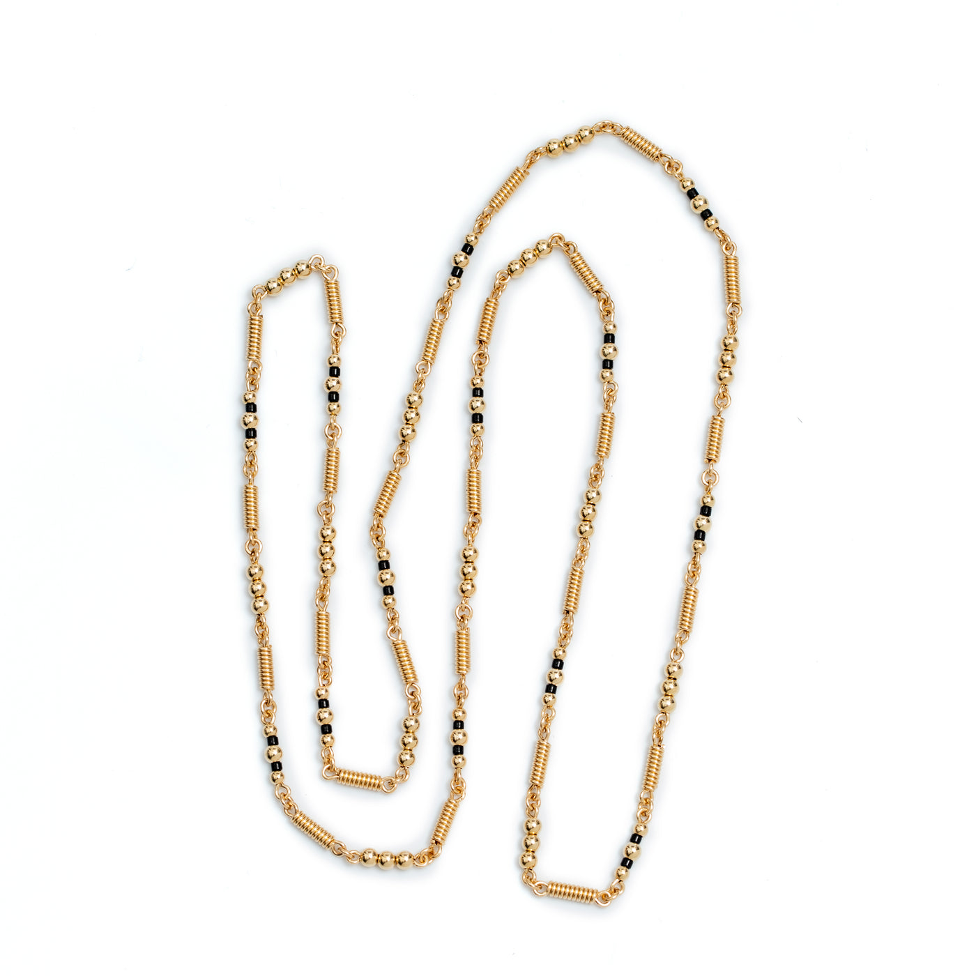 Collar en oro laminado&nbsp; 18k dorado 3mm con tornillos artesanales realizados con alambre&nbsp; dorado,&nbsp; acompañado de pequeños canutillos de miyuki para brindarle colorido. elaborado con técnicas orfebres por artesanos expertos en el arte.