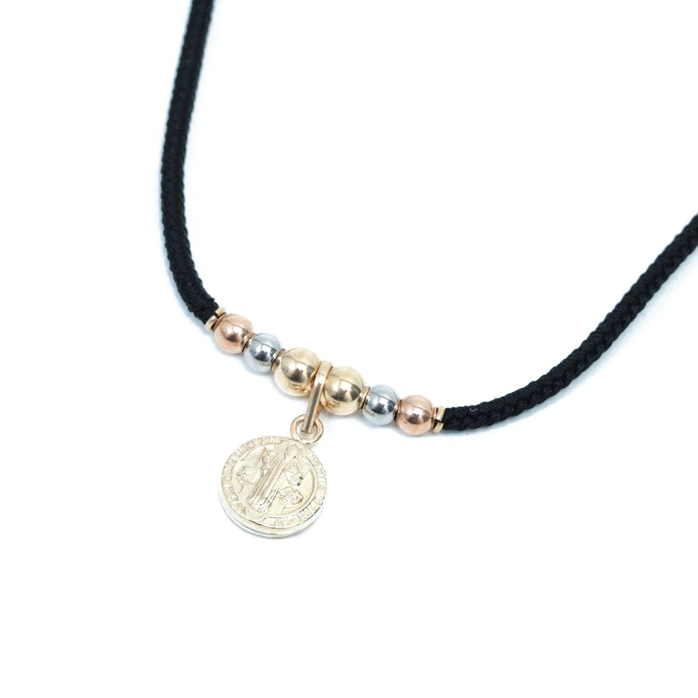 choker cordón broche degradé dije S. Benito