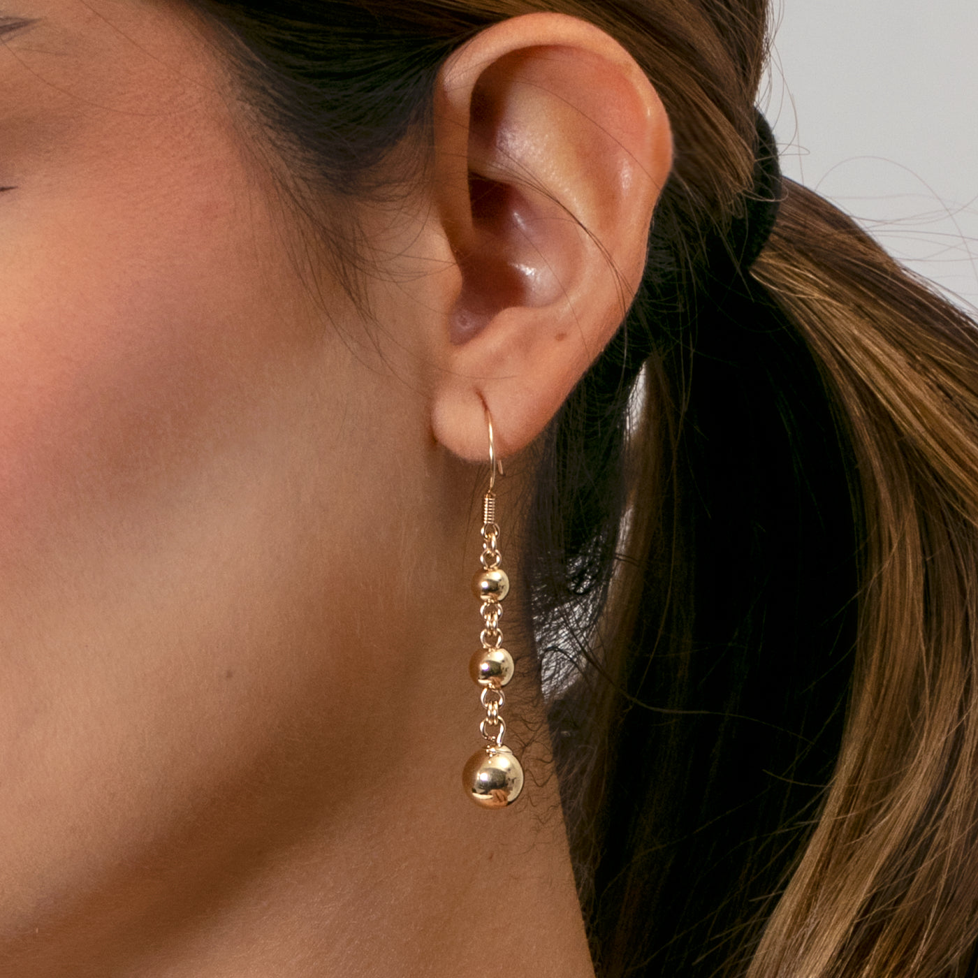 Arete oro laminado 18k en degradé 6mm