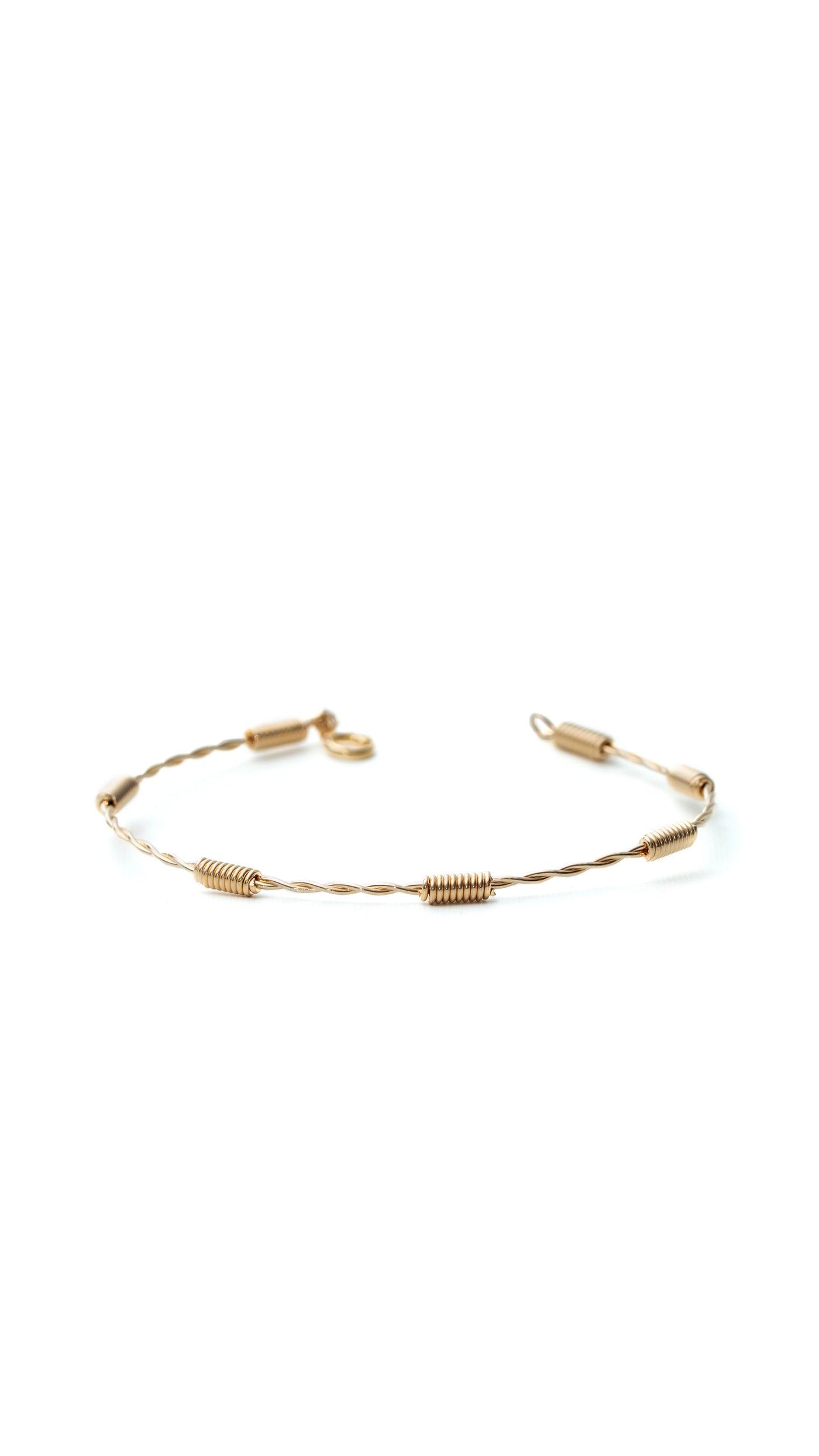 PULSERA ENTORCHADA 7 NUDOS DORADA (RIAZA -3T)