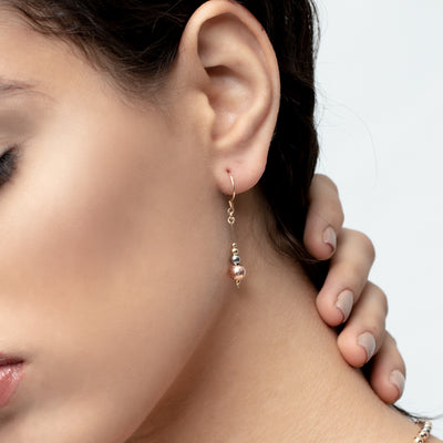 Aretes degradé con bola diamantada tres tonos