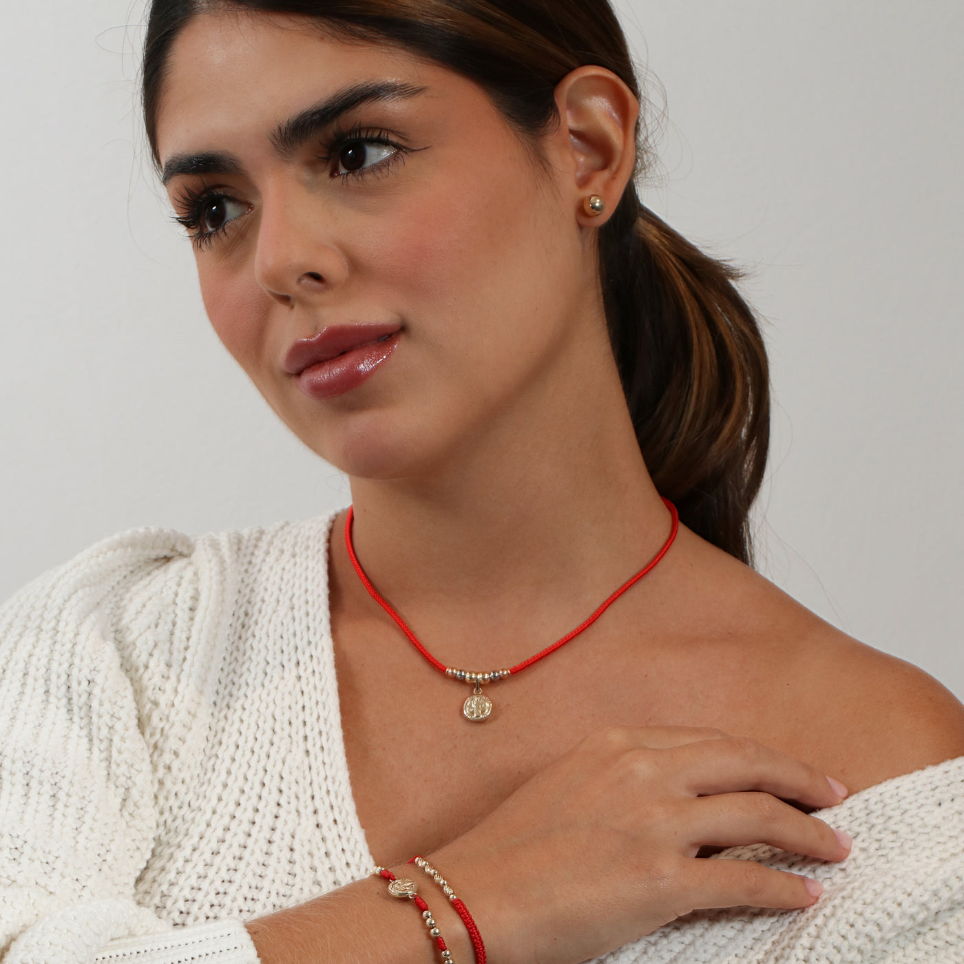 choker cordón broche degradé dije S. Benito